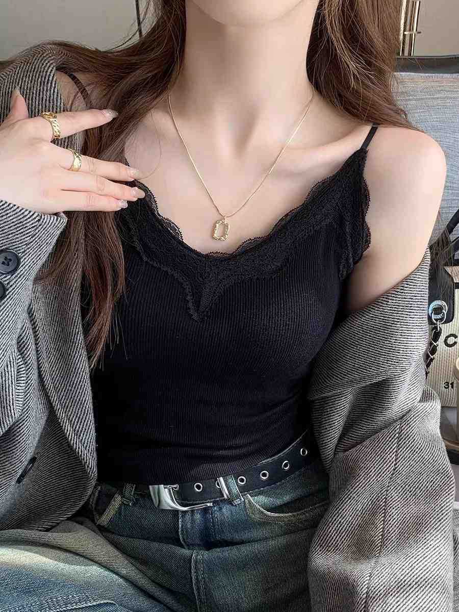 韓国版純欲レースのストラップの美背ベストの固定カップは胸のクッションを持っています。