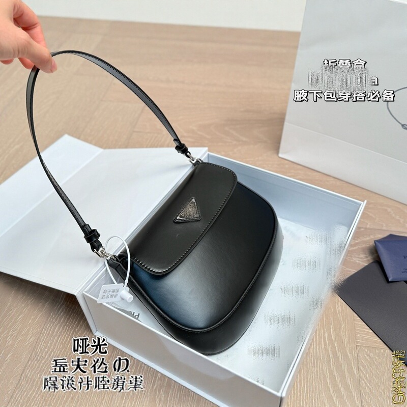 P's New Second-Hand Bag, Shoulder Armpit Bag, Mobile Phone Flip Bag, Fashionable and Trendy, Specially Designed for Cross-Border Drop Shipping