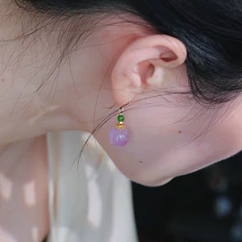 手链;耳环;项链