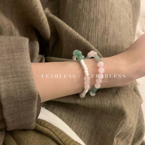 Xiaohongshu Recommended Chinese Retro Beaded Bracelet for Women Autumn/Winter Unique Layered Accessory Design Friend Bracelet