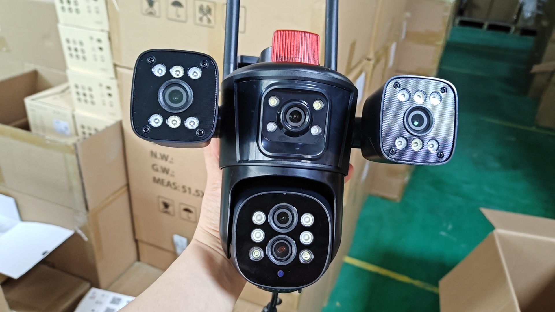 Cámara de vigilancia de tres pantallas de tres lentes Panorama para el hogar al aire libre HD Gun Ball Wifi Cámara de red inalámbrica