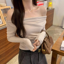 ins�����Ը�һ�ּ�U�I¶�������L��T��Ů������|���ô������Ů