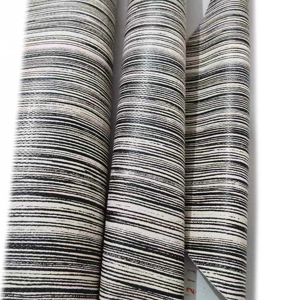 特价处理库存1.46厚米白底黑条纹民族风格蛇皮纹头层牛皮包包面料