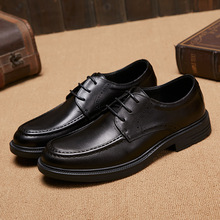 推荐2025秋冬新款绑带商务男鞋低跟舒适男士职场工作鞋子厂家批发