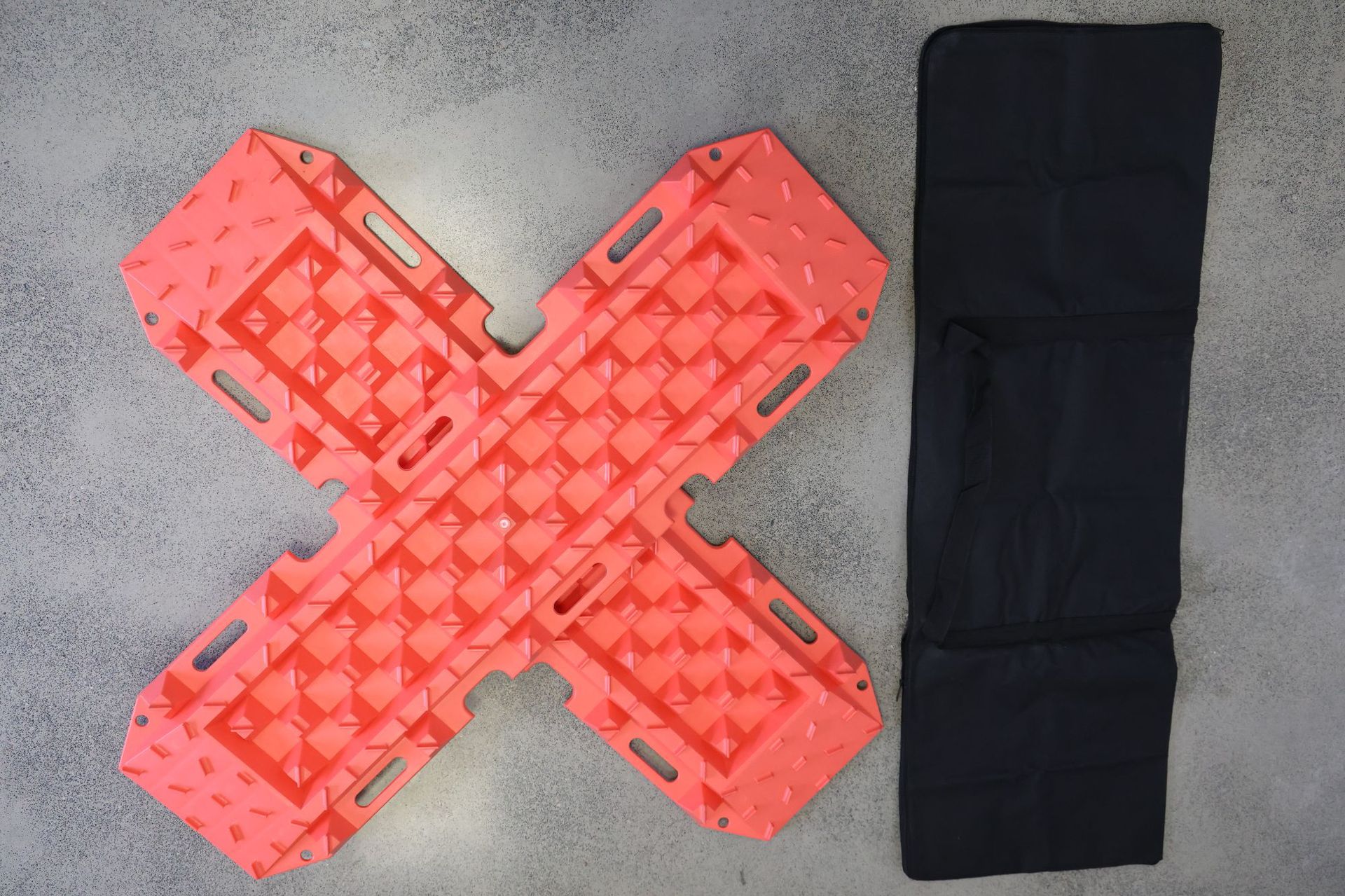 1세대 색상은 랜덤입니다. (1박스에 2개, 수납가방 포함)