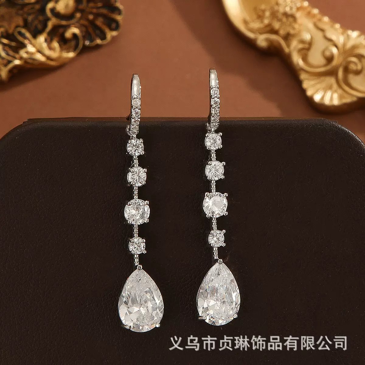 新款欧美豪华梨形水滴高碳钻冰花切耳环女款