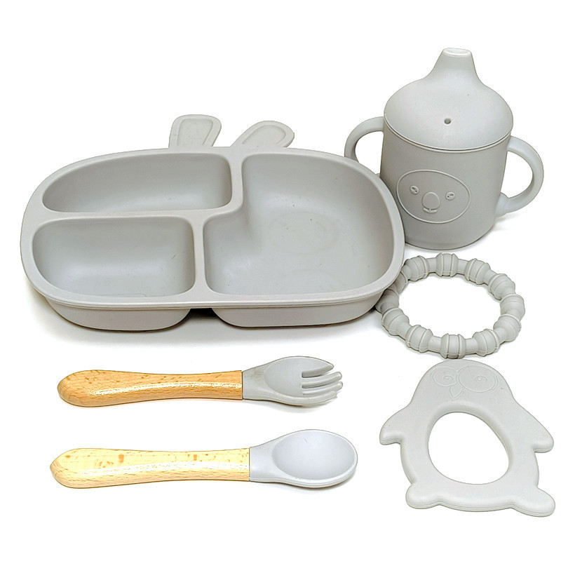 Tray baby suction cup food grade one and a half year old baby silicone spoon self-feeding children's tableware compartment suction cup