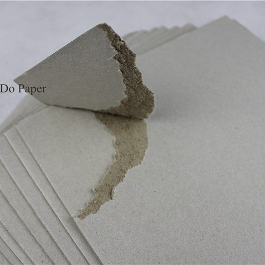 灰色纸板  厚度2.5毫米 尺寸A3