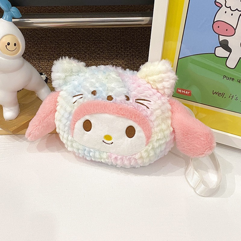 Venta al por mayor de fábrica bolsa de felpa juguete bolsa de mensajero Kulomi peluche de oso de fresa bolso japonés Sanrio