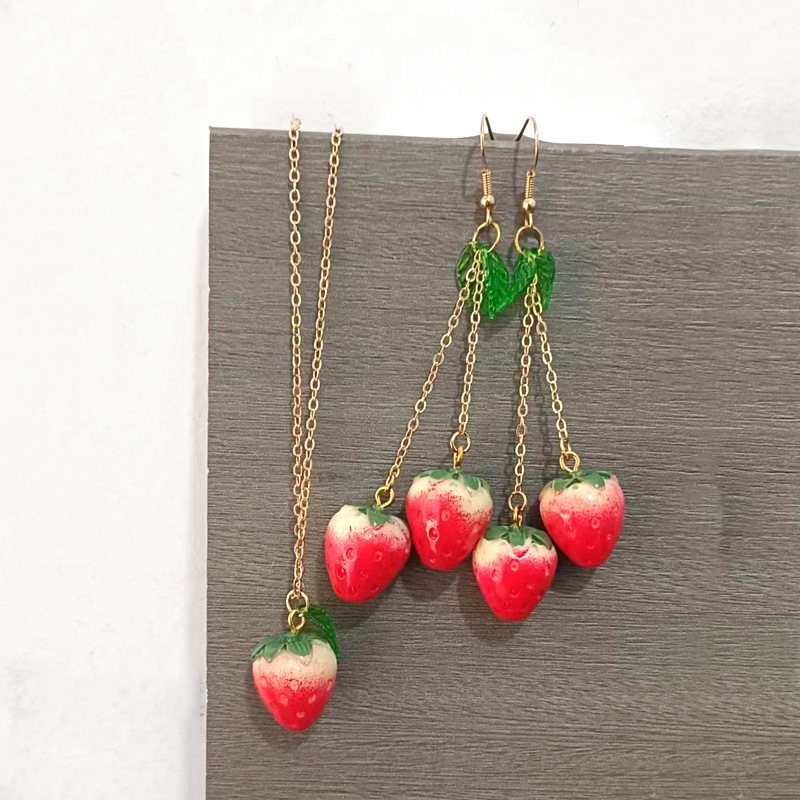 6g Weight Earrings, Necklace Classification 1 Piece, 1 Pair Quantity Daily, Street Occasion Resin Material Strawberry Pattern Women's Gender Fruit Design Cute, Sweet Style Cute Sweet Strawberry Resin Fruit Women's Earrings Necklace 5