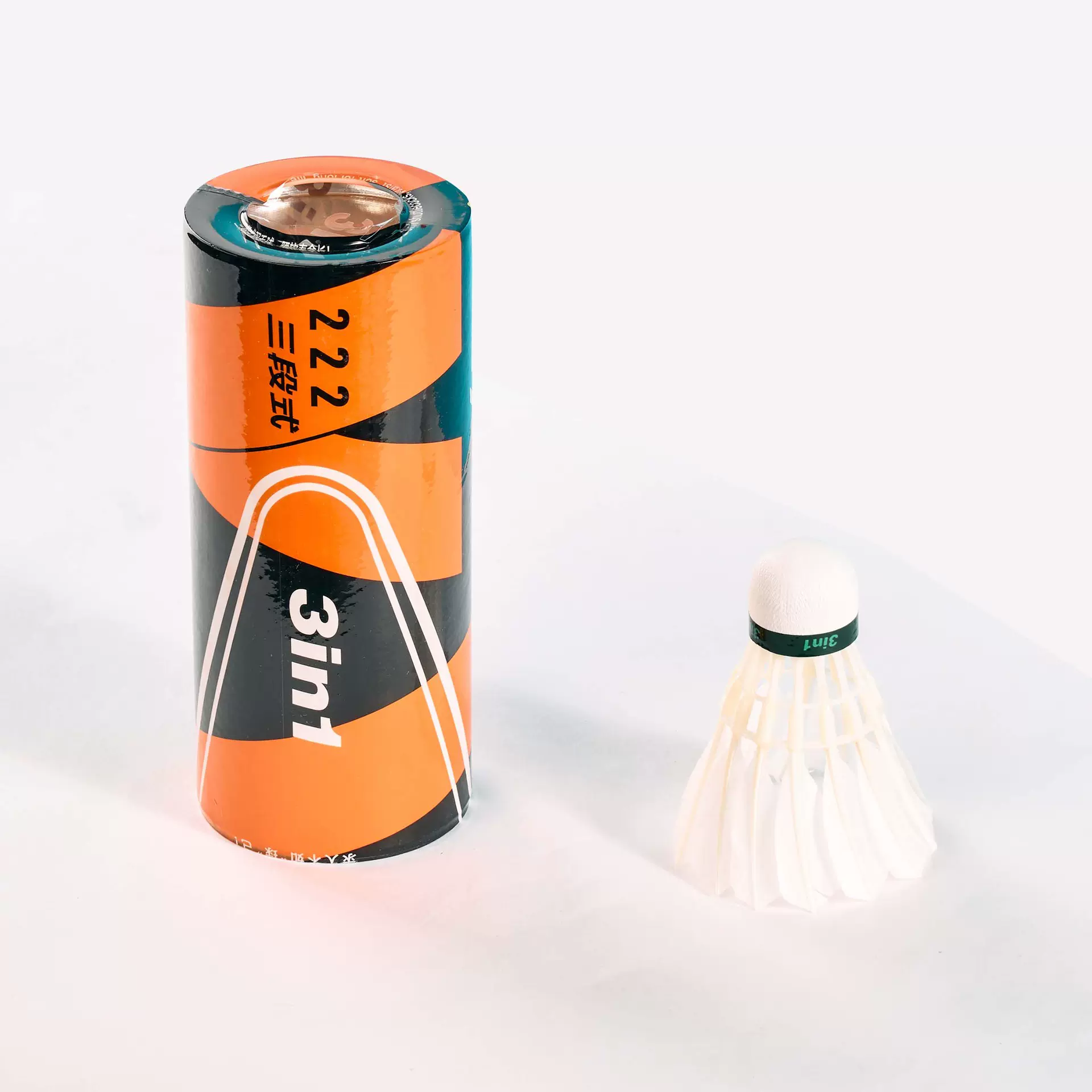 跨境耐宝222弯毛台纤球头高性价耐打室内运动专用鸭毛3只装羽毛球