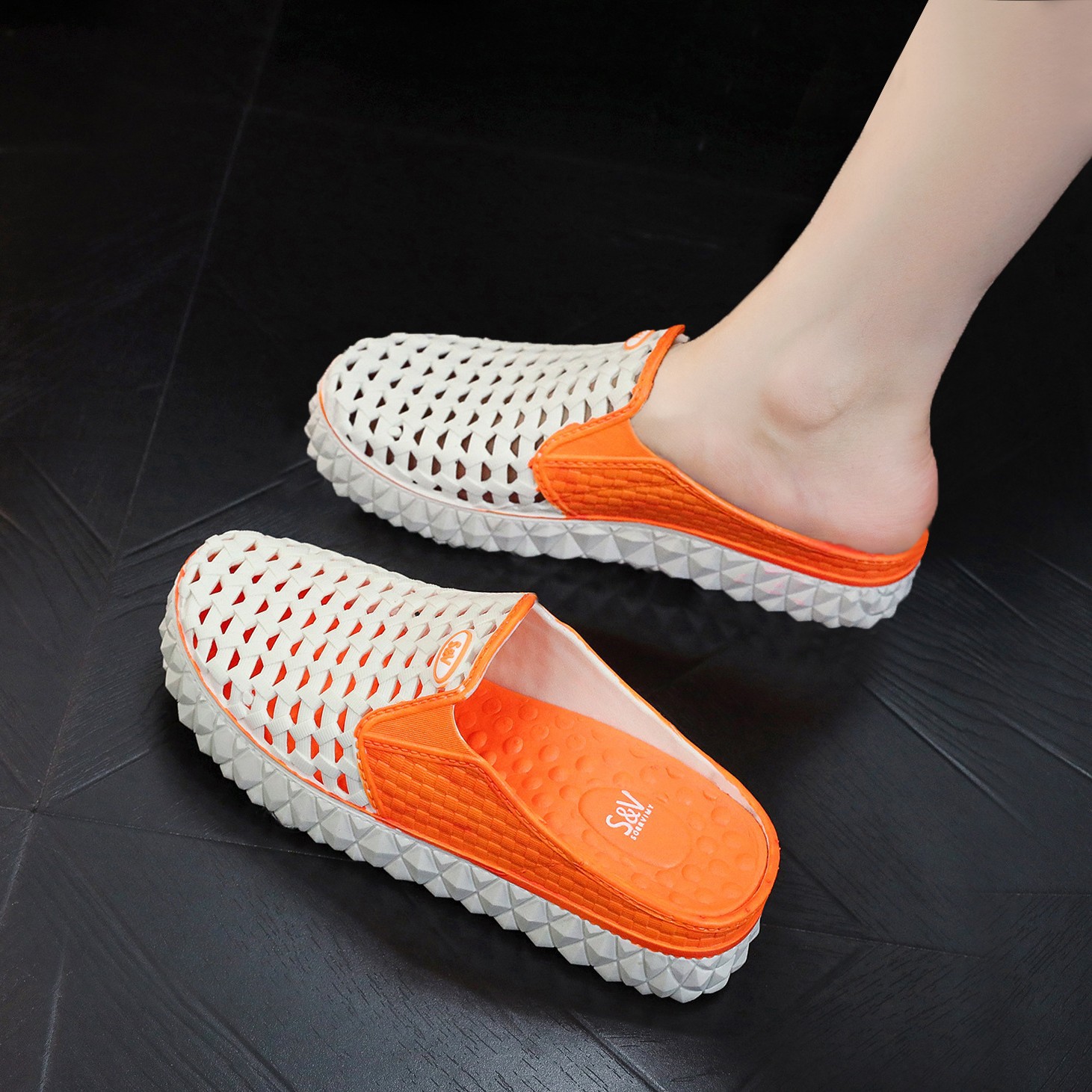 Slippers Women's 2024 New Thick-soled Increased Seaside Hollow Comfortable Hole Shoes Summer Outer Wear Non-slip Baotou Slippers