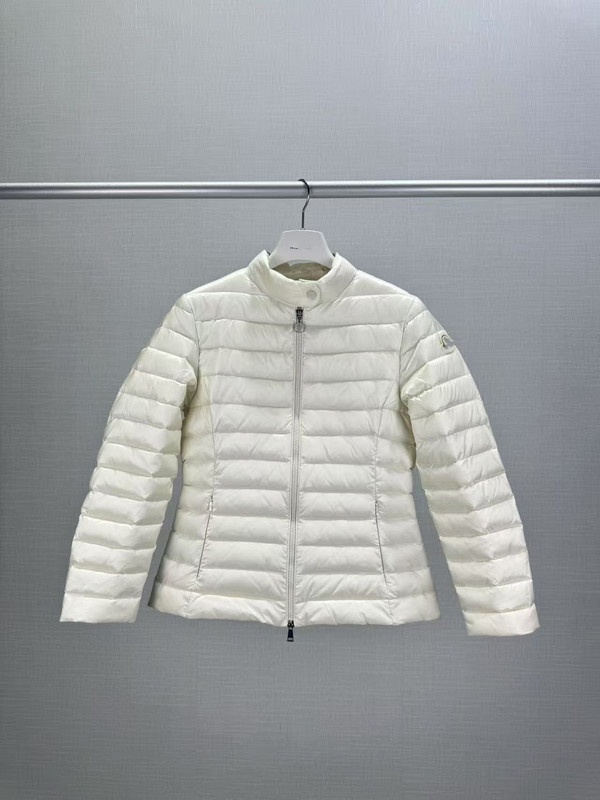 蒙家25ss M家新款Igelle短款收腰简约立领拉链闭合修身羽绒服外套|undefined