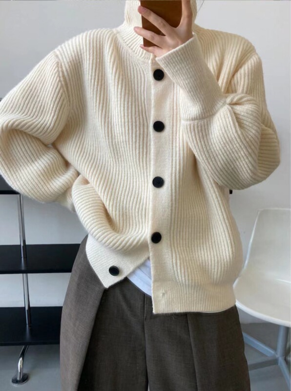 现货  法式设计感高领宽松慵懒风单排扣长袖针织毛衣  三色|undefined