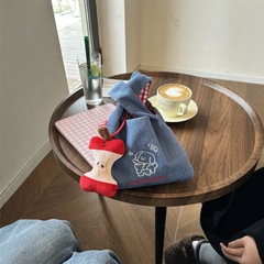 韓国のかわいいデニムの子犬の刺繍のハンドバッグは外出して携帯します。