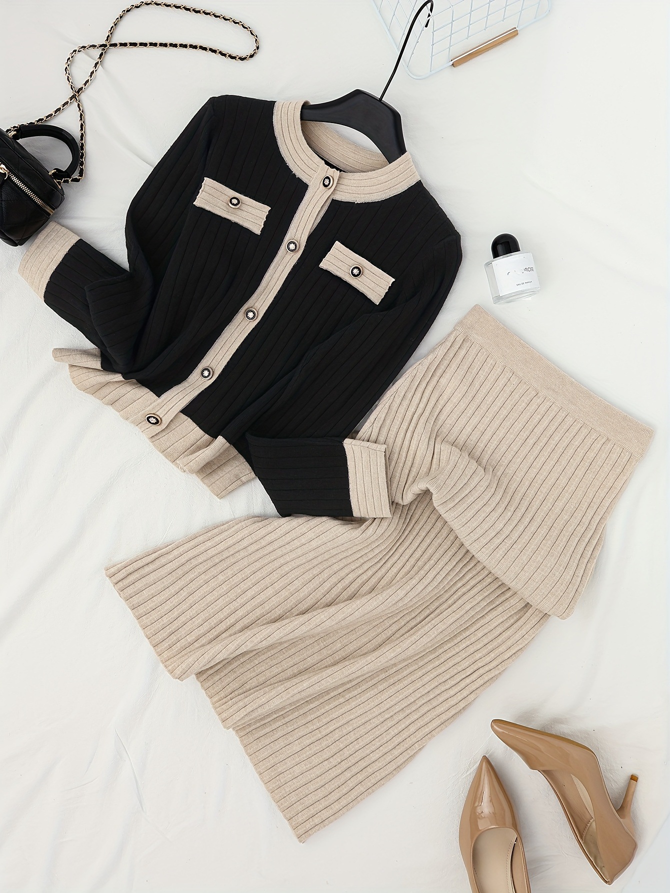 Completo elegante con maglione lavorato a maglia e gonna lunga tinta unita – Top a maniche lunghe color-block con gonna fluida_voghion.com