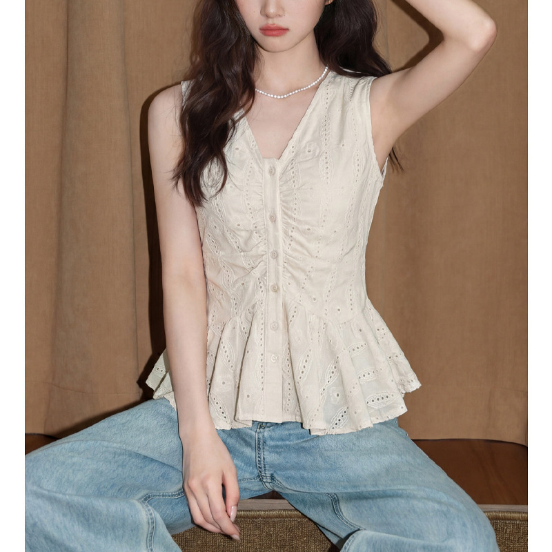 Áo hai dây nữ cổ chữ V phối dây rút eo, thiết kế hở lưng, mặc ngoài hoặc layer — màu trắng ngà chi tiết 2