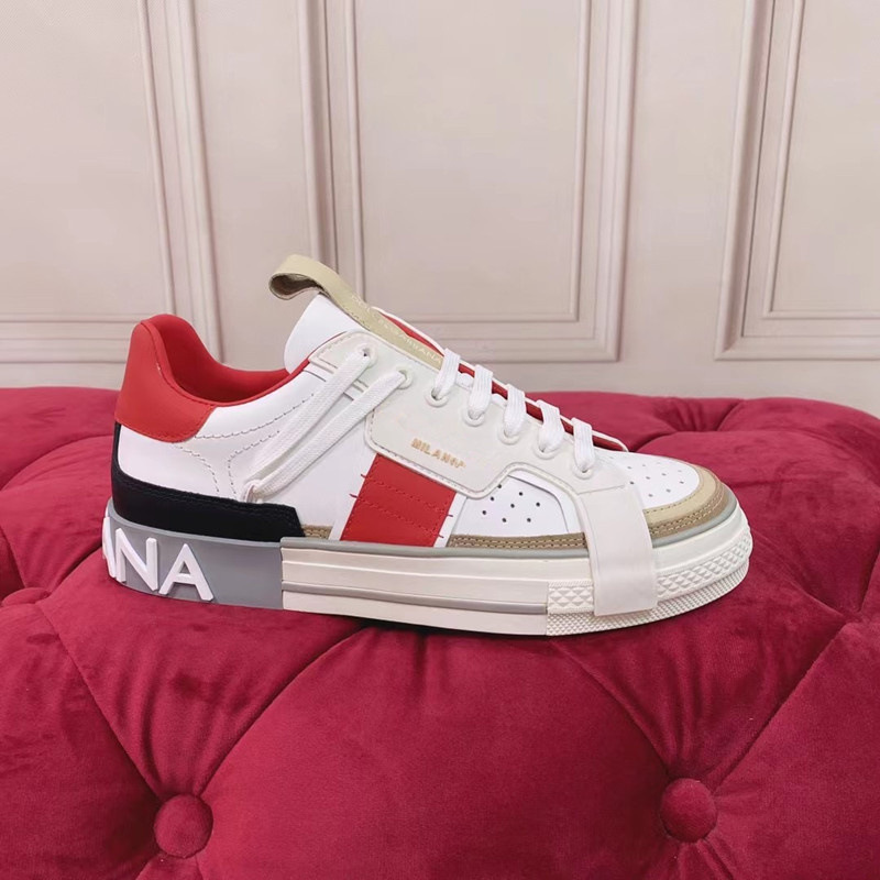 Zapatos deportivos casuales transpirables y perforados de moda coreana estilo DG, versión superior, para hombre, invierno 2025, zapatos blancos de moda europeos y americanos para mujer.