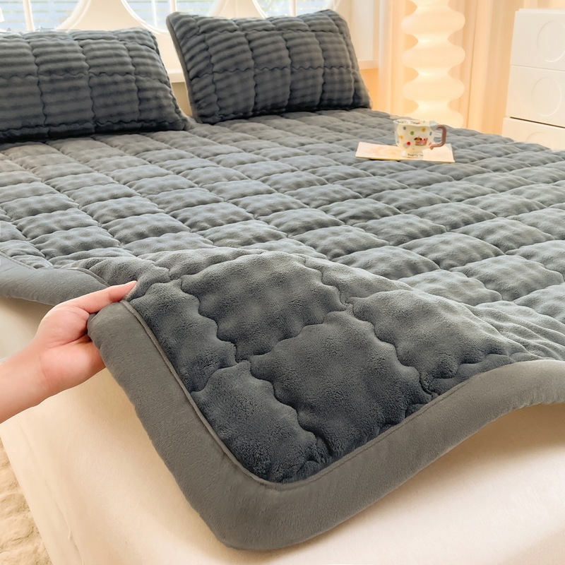 Milk Velvet Bubble Velvet Mattress Cover Rabbit Fur Home Student Dormitory Bunk Bed Mattress Foldable