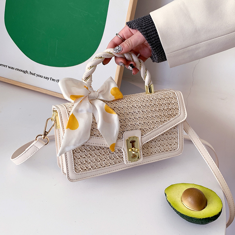 Neue Sommer-Strohtasche, Seidenschal mit Schleife, One-Shoulder-Crossbody, gedrehte Handtasche, Verschlussschnalle, kleine frisch gewebte Tasche_voghion.com