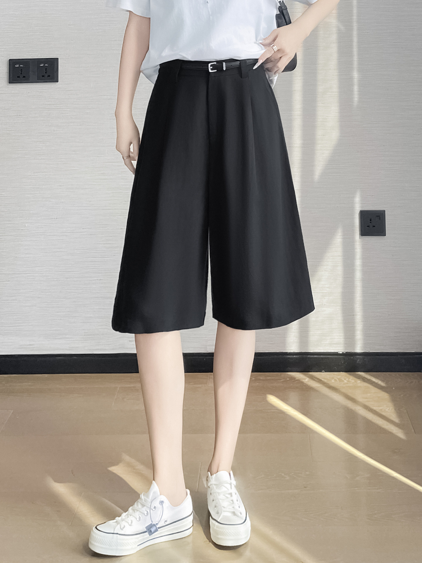Quần culottes nữ ống rộng eo cao chất liệu lụa lanh mỏng nhẹ — Màu kaki 5 điểm