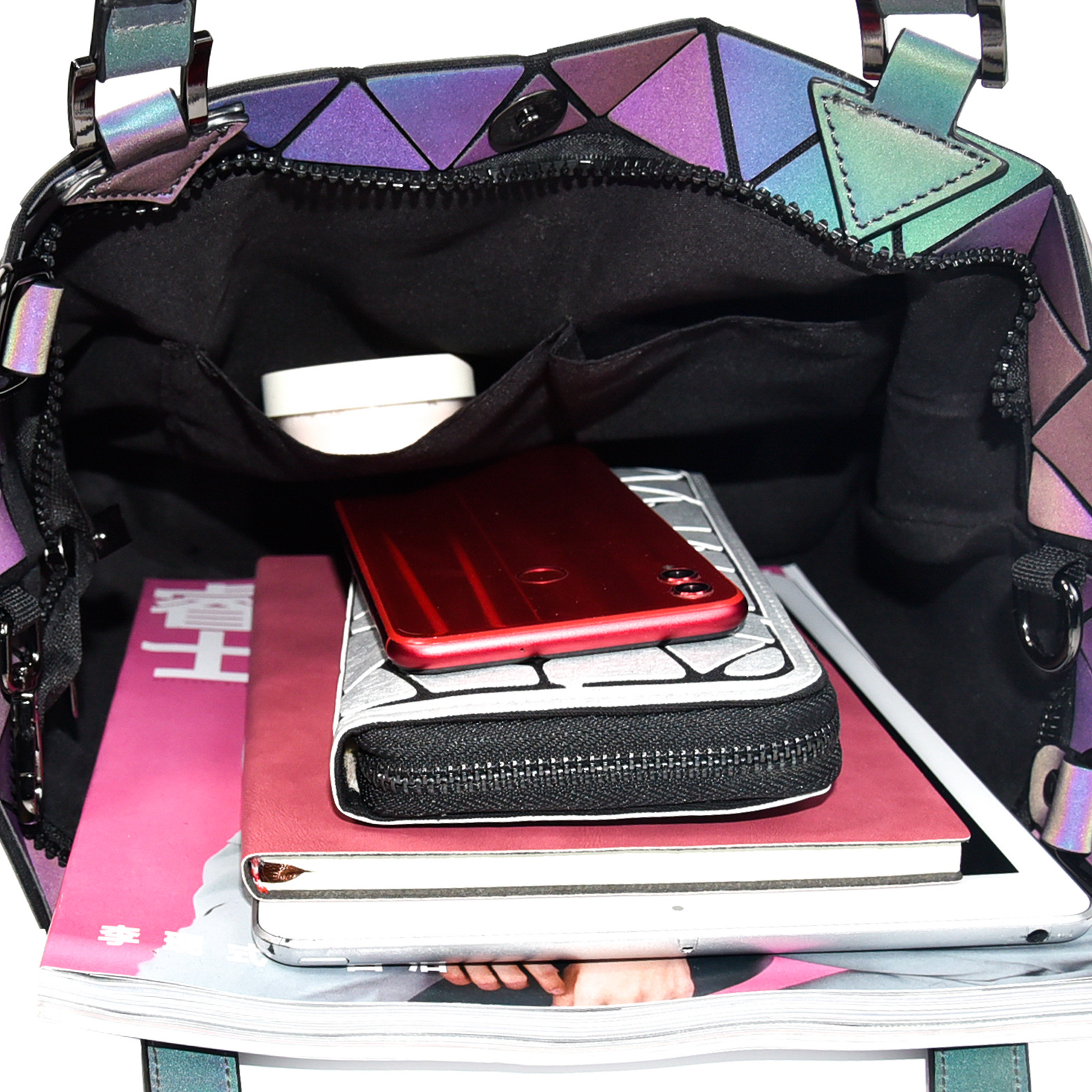 Borsa a secchiello con griglia diamantata pieghevole versatile alla moda da donna con spalla singola nuova geometria Night Glow 2024_voghion.com