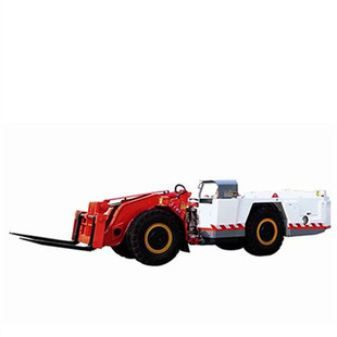Strong Climbing Ability Shovel Truck Flexible Turning Multi-Function Shovel Truck Wj-7Fb Multi-Function Shovel Truck