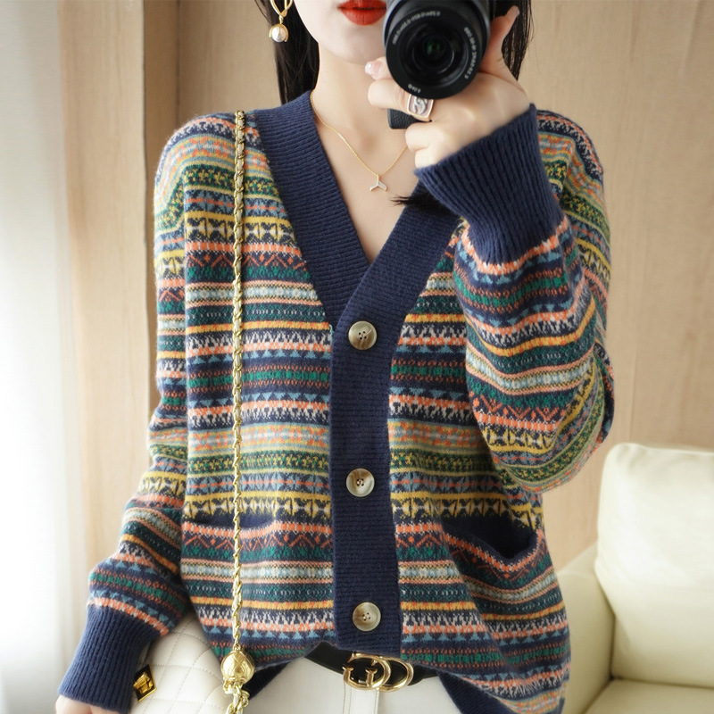 Heavy Lazy Vintage Color-block Small Fragrant Wool Cardigan Women's Loose Large Size Thickened Sweater V-neck Jacket Heavy Lazy Vintage Color-block Small Fragrant Wool Cardigan Women's Loose Large Size Thickened Sweater V-neck Jacket