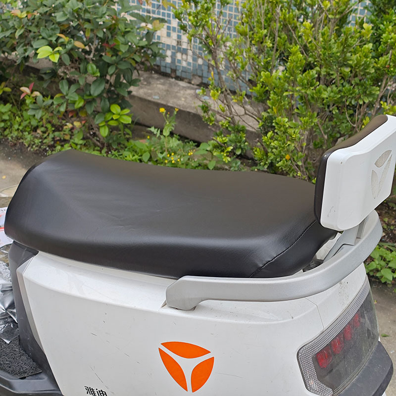 Leather Seat Cushion Cover for All Seasons, Sun Protection, Elastic, Waterproof Seat Cover for Electric Scooters, Thickened for Scooters and Motorcycles