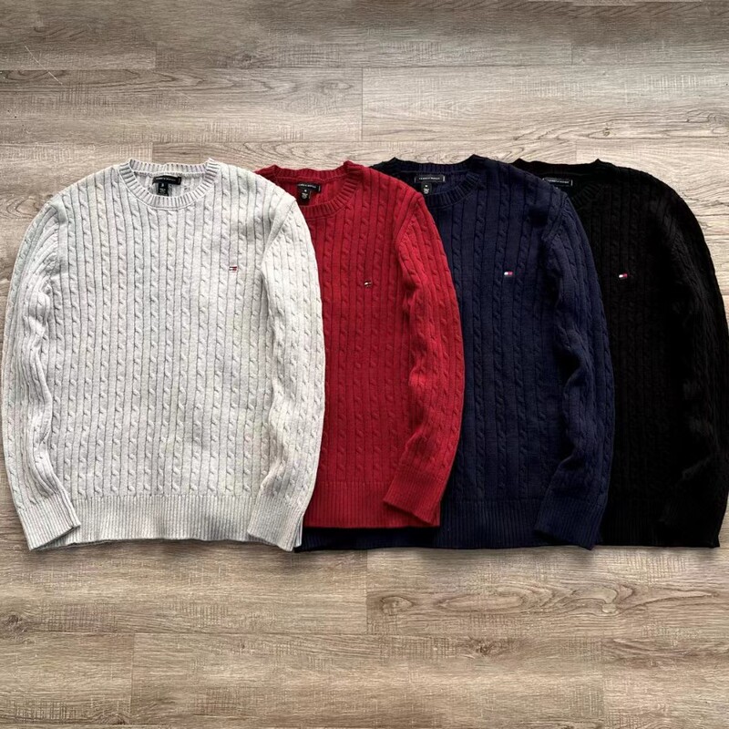 In stock autumn and winter Tommy men's round neck embroidered pullover thick long sleeve loose sweater sweater In stock autumn and winter Tommy men's round neck embroidered pullover thick long sleeve loose sweater sweater