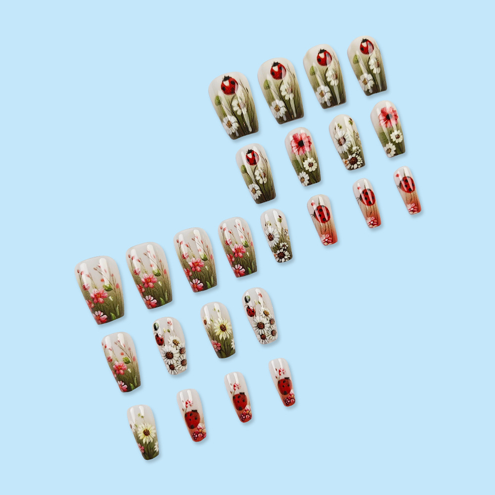Primavera margarita pintura a óleo de manicura flor mariquita parche de uñas falsas venta transfronteriza ballet tipo uñas