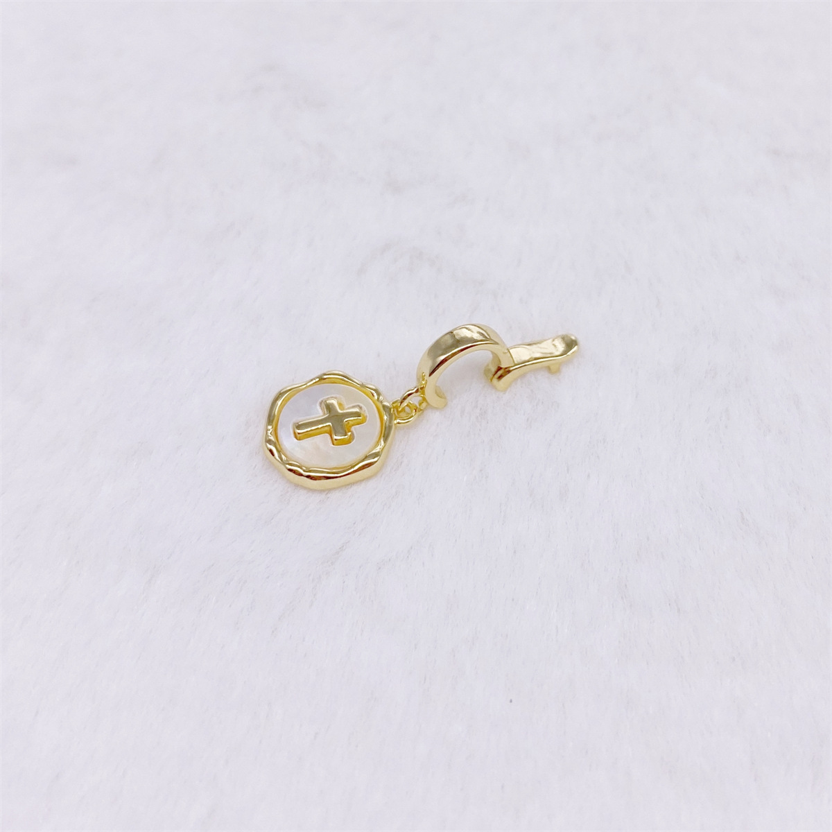 7g Weight Jewelry Buckle Jewelry Making Type DIY Jewelry Accessories Classification 1 Piece Quantity Copper Material Cross, Moon, Flower Pattern Plating Design Simple Style Style 1 Piece Copper Cross Moon Flower Jewelry Buckle 5