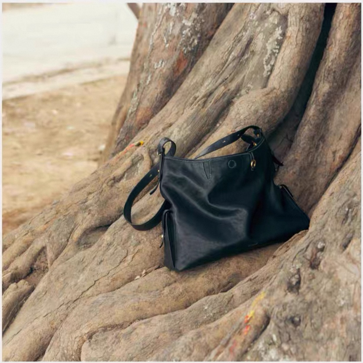 【ジャン・チーミンと同じスタイル】Songmont 山下裕松 トラベルホーボーバッグ 大容量 クロスボディ パソコンバッグ