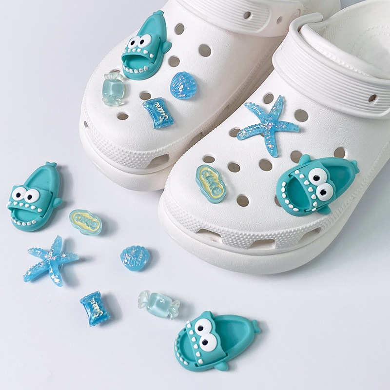 Summer Dopamine Clogs Accessories Female Cartoon Cute Blue Shark Starfish Decoration DIY Shoe Buckle Shoe Flower