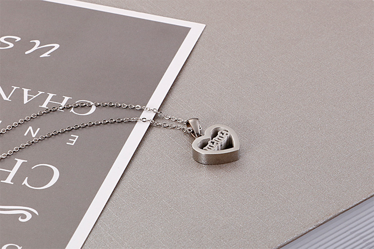 Necklace Classification Titanium Steel Material Creative Pendant Korean Version Of Heart-shaped Stainless Steel Necklace Wholesale
