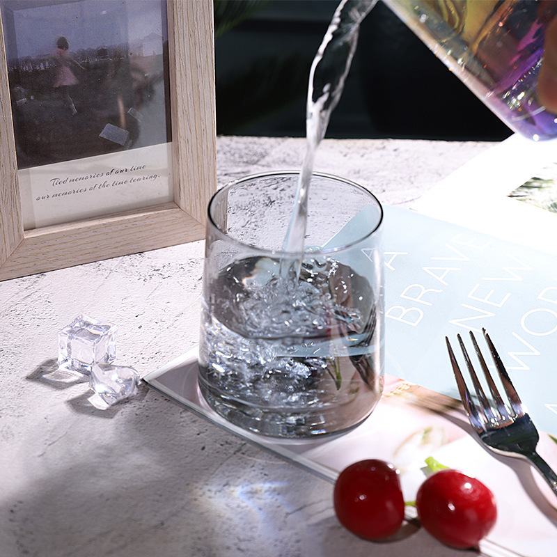 Taza colorida de whisky, taza de vidrio de alto valor, taza de vino de whisky, taza de té con leche de alta calidad, taza de té de niña suave
