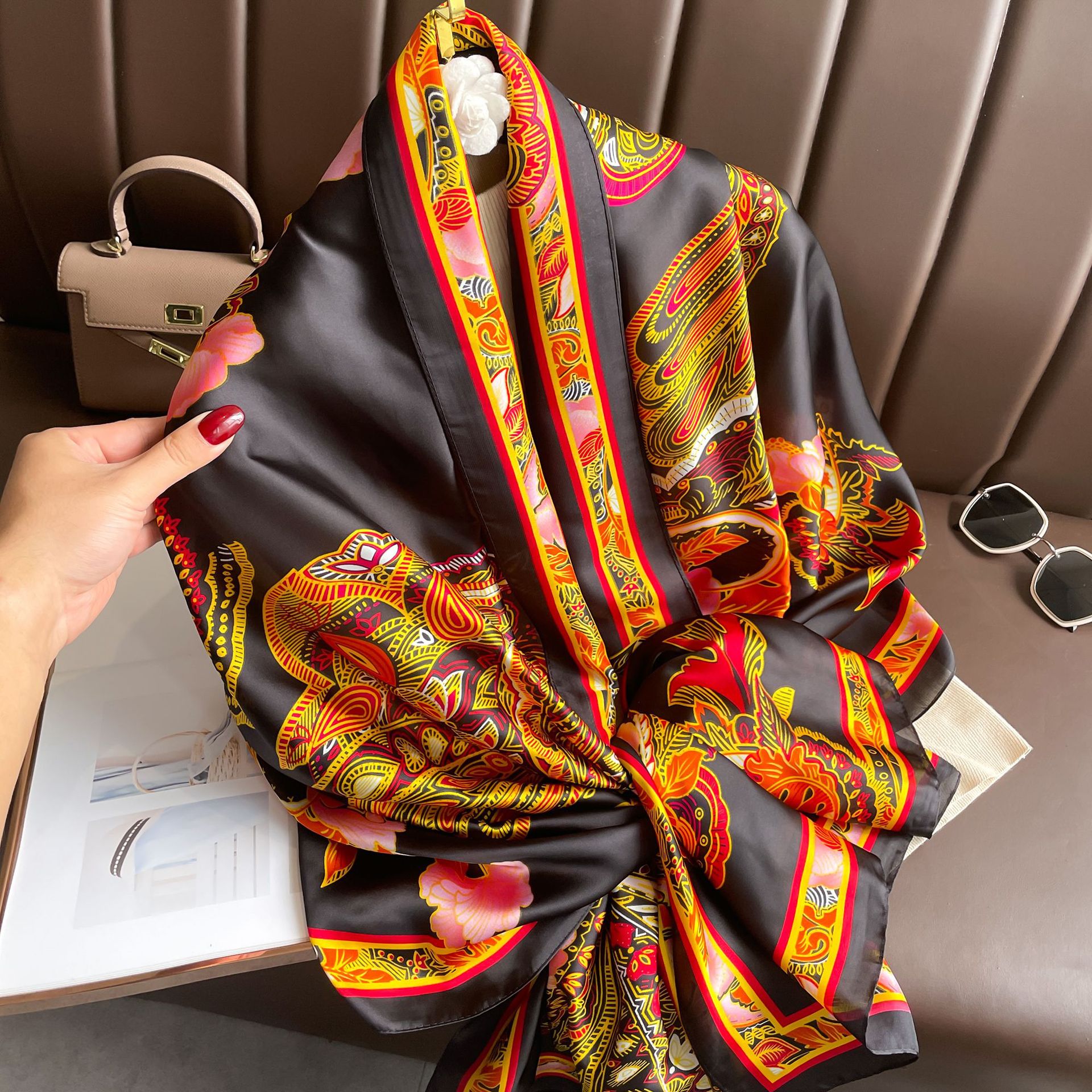 Foulard in seta da donna stile cinese scialle in raso primavera_voghion.com