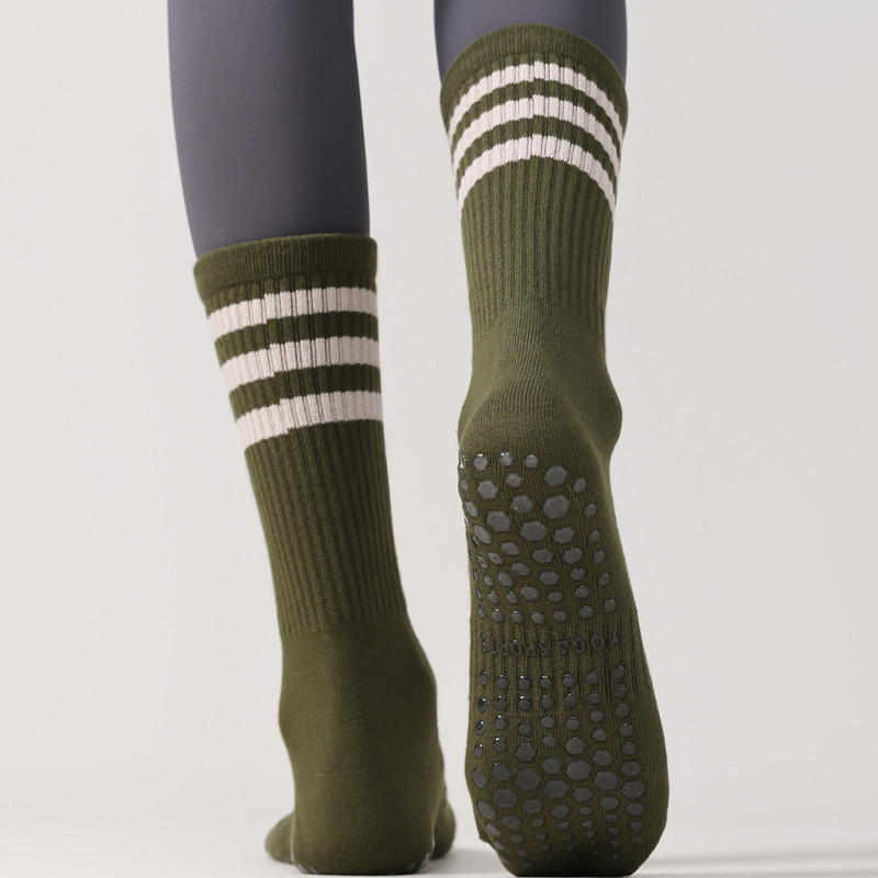 Women's Professional Non-slip Pilates Fitness Mid-high Barrel Striped Yoga Socks with Shark Pantyhose Women's Professional Non-slip Pilates Fitness Mid-high Barrel Striped Yoga Socks with Shark Pantyhose