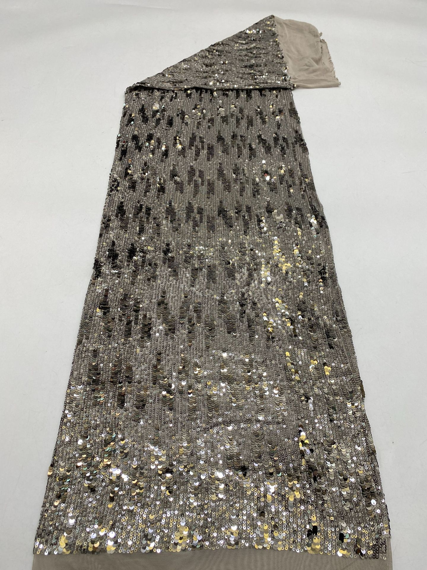 5 # 회색 바닥 밝은 회색