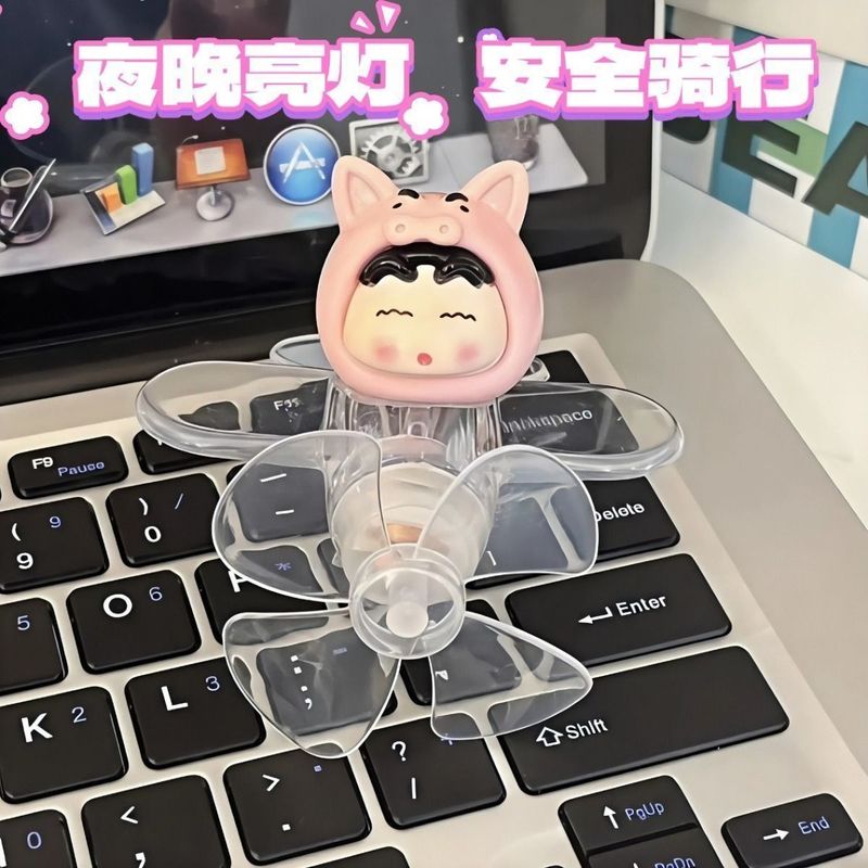 クレヨンしんちゃんの風が光る小型飛行機のカラフルな電気自動車の自転車の車の装飾の置物の回転の小型飛行機|undefined