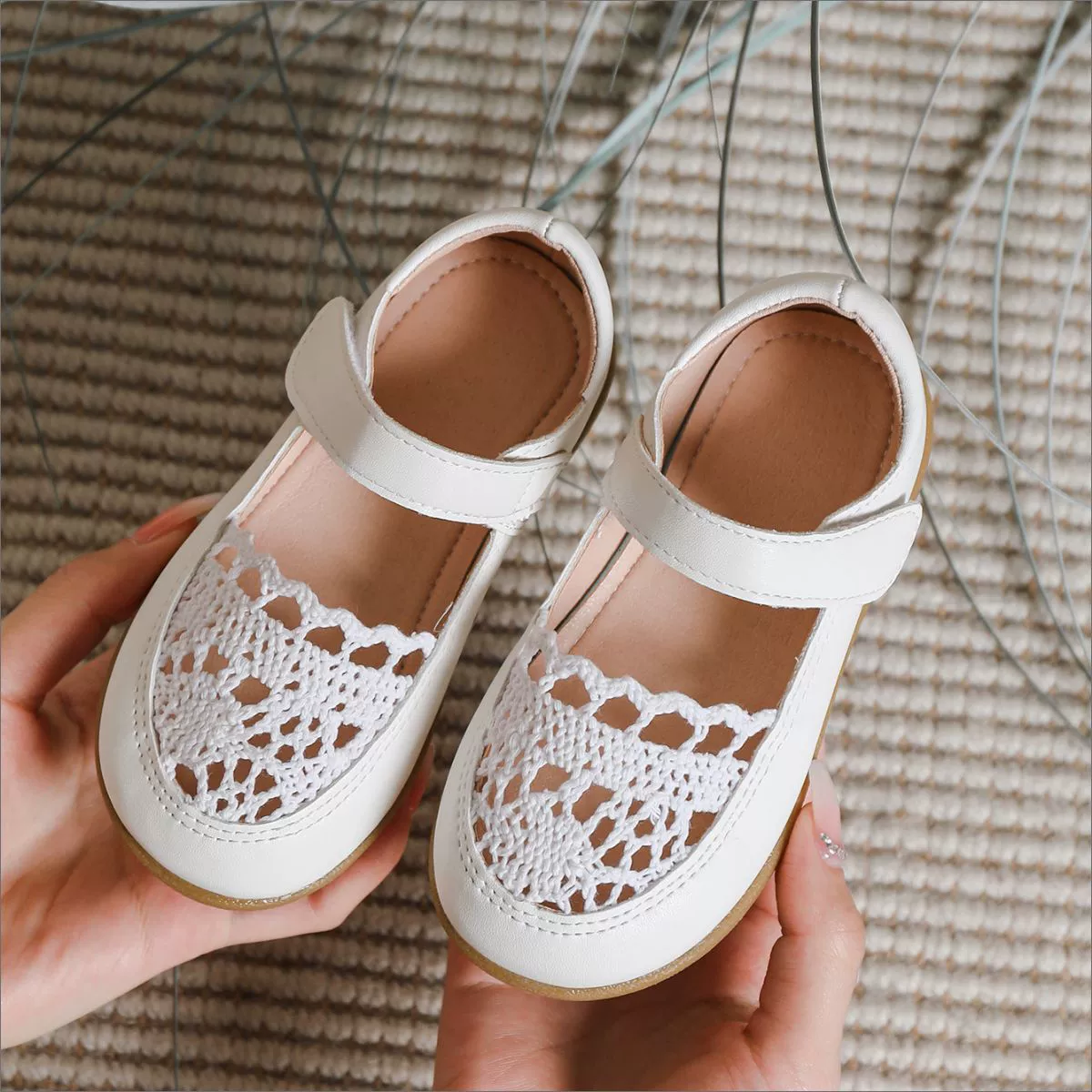 Трансграничная девушка 2024 весна и осень новый ежедневный дикий кружевной дизайн чувствует себя комфортно