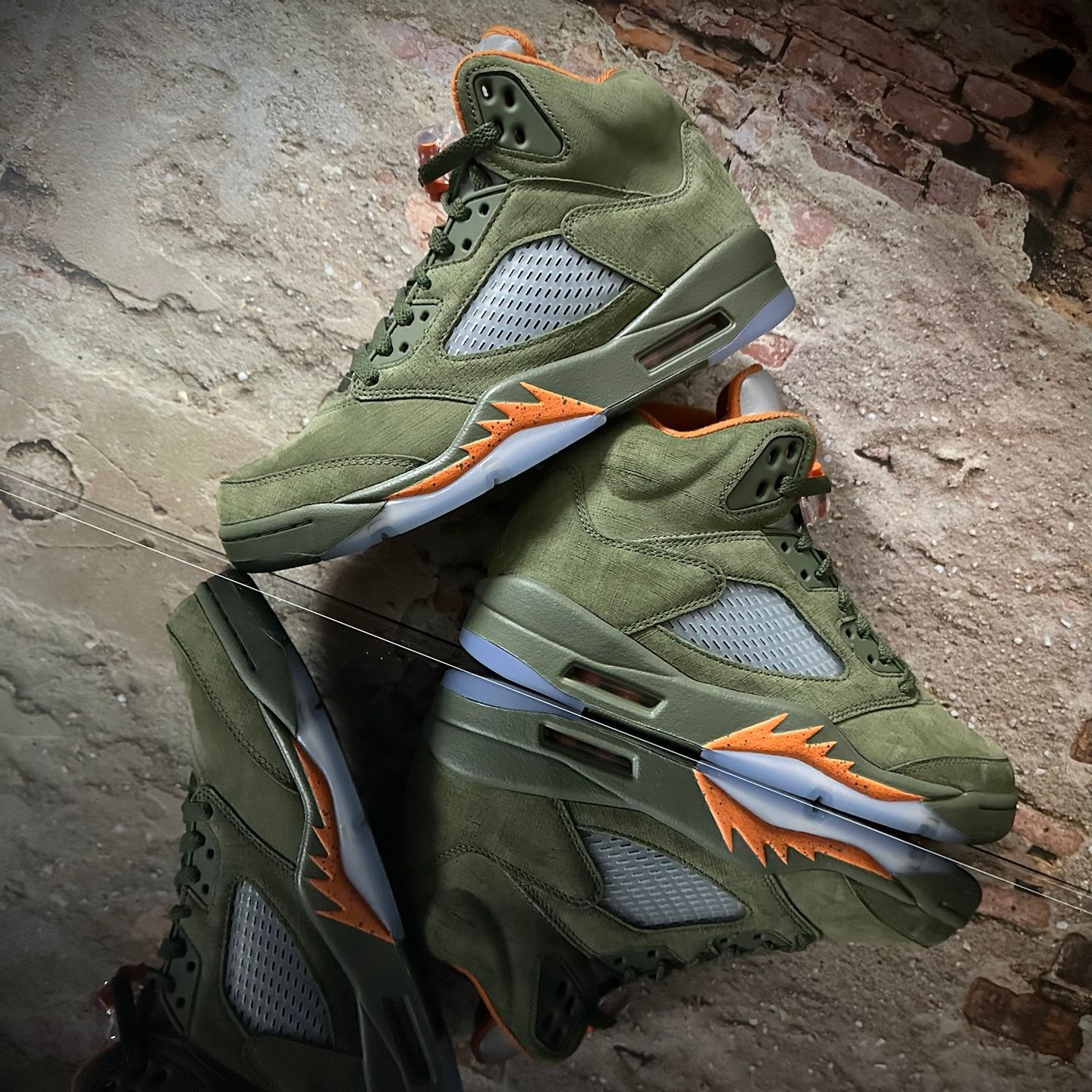 Zapatos de baloncesto de alta calidad AJ5 Jiao Wu Zhixiu Zapatos deportivos de amortiguación de arce verde oliva zapatos casuales de pareja