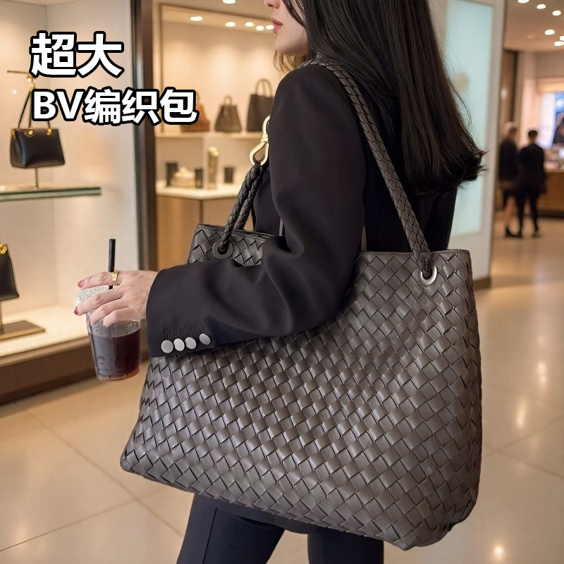 Bv Woven Bag Extra Large B Brand Tote Bag Casual Travel Large Capacity Niche Handbag Magnetic Buckle Shoulder Bag for Women