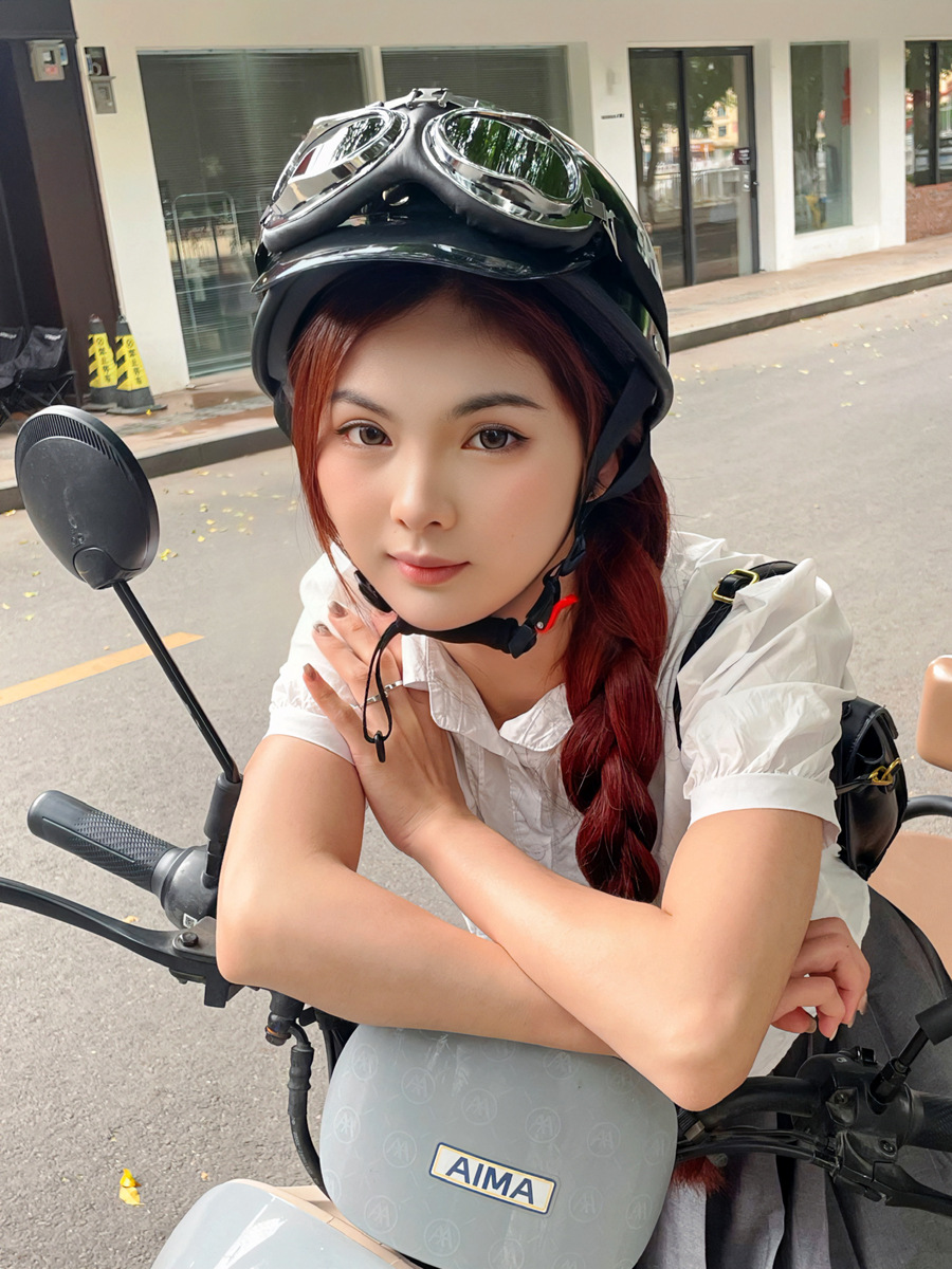 Suitable for 3C Certified Retro English Trendy Electric Vehicle Helmets for Men and Women, New Simple Half Helmets for Summer Protection