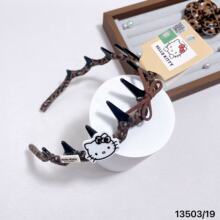 �����ڙ�Hello Kitty��ɫ���y�@�X�^���ɐۿ�ͨ13503