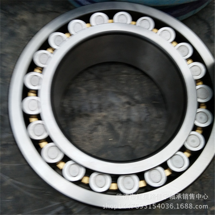 现货销售 瓦房店库存原厂 三类 调心滚子轴承  24128CA/W33