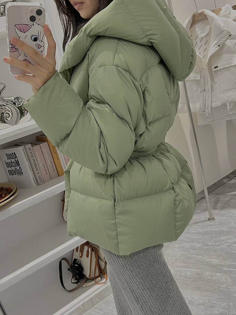 白鸭绒羽绒服女