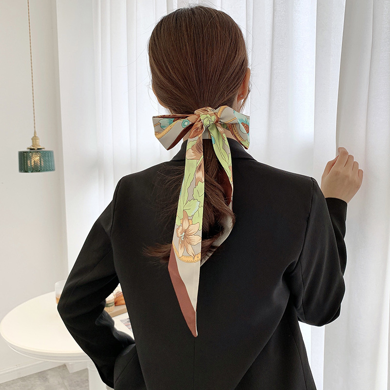Japonés y coreano dulce ins floral pequeña cinta mujer fresca artística seda artificial delgada estrecha bufanda de seda larga fábrica ventas directas
