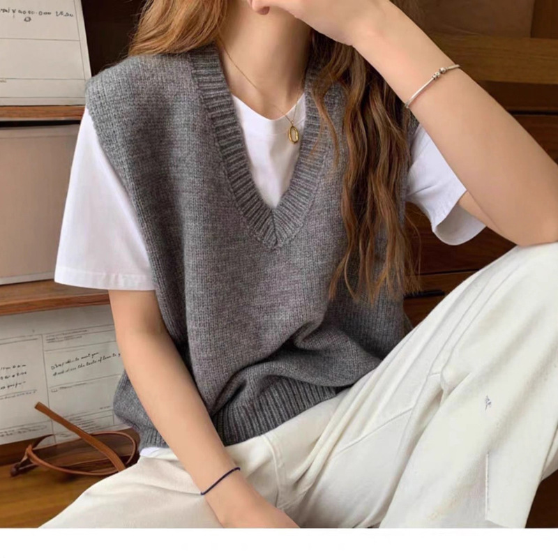 New Autumn and Winter Shirts Paired with Knitted Vests, Korean-Style Pure Wool Layered Vests, Lazy Style V-Neck Sweater Vests