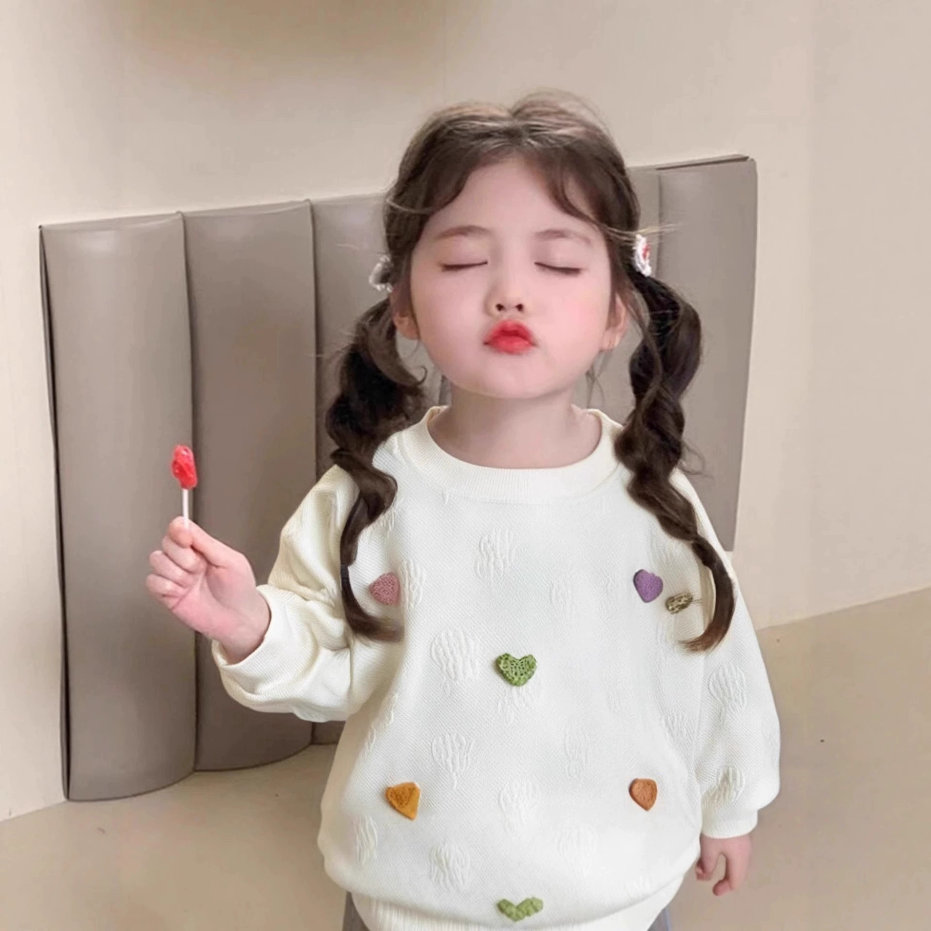 秋季新款女童提花卫衣洋气韩版长袖t恤套头上衣外穿打底衫中大童